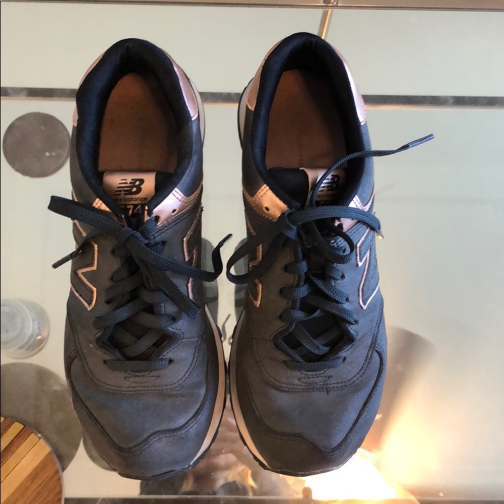 New balance rose gold and gray sneakers